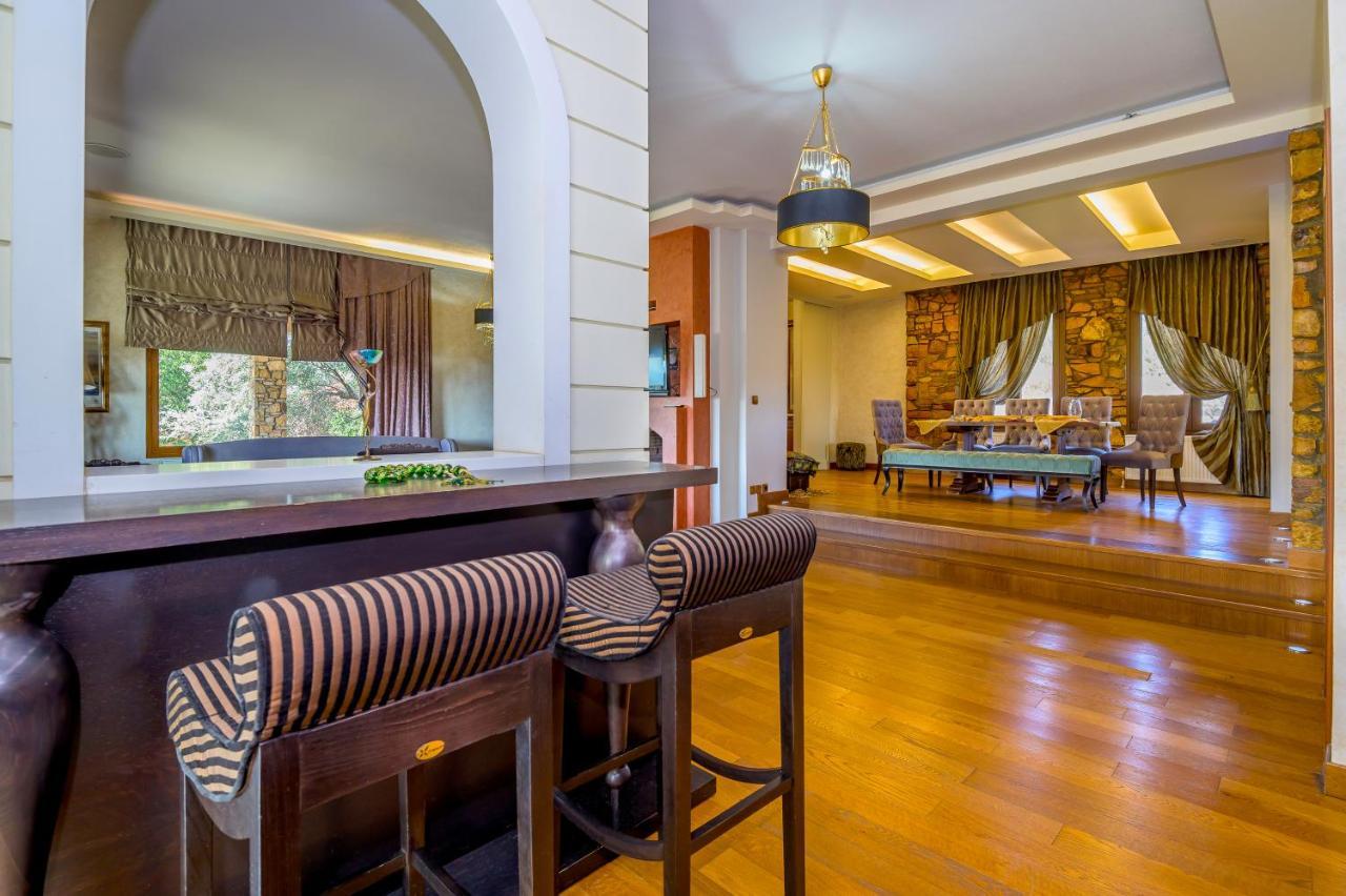 Luxurious Villa With Gorgeous View And Bbq 亚历山德鲁波利斯 外观 照片