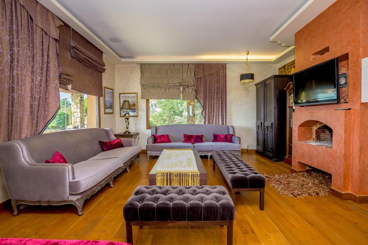 Luxurious Villa With Gorgeous View And Bbq 亚历山德鲁波利斯 外观 照片